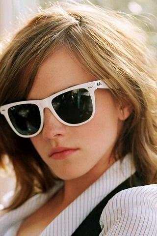 Emma Watson live wallpaper screenshot 1