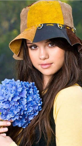 Selena Gomez Live Wallpaper screenshot 2