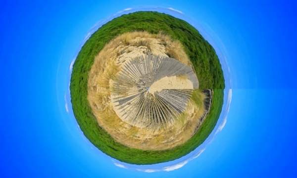 Tiny world and toon camera screenshot 3