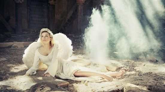 Beauty Angel Wallpapers HD screenshot 1