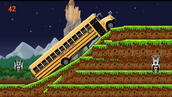 School Bus hill climb racing screenshot 3