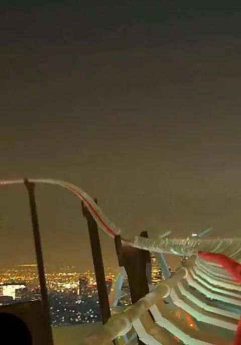 3D NightTime RollerCoaster LWP screenshot 3
