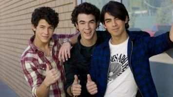 Jonas Brothers Videos 2 تصوير الشاشة