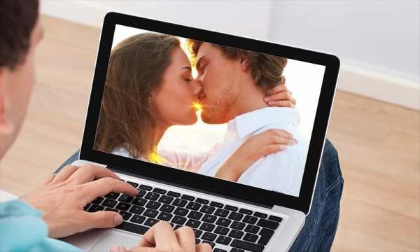 Laptop Photo Frames screenshot 2