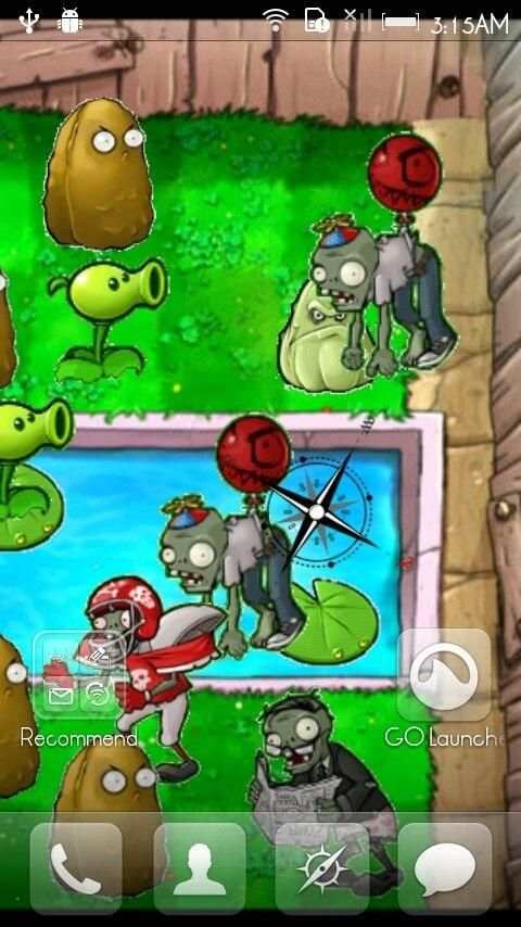 Zombie vs Plant Live Wallpaper screenshot 1