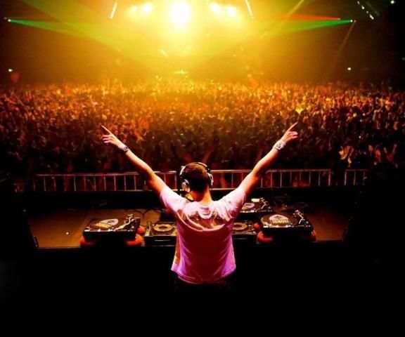 DJ Wallpaper HD скриншот 1