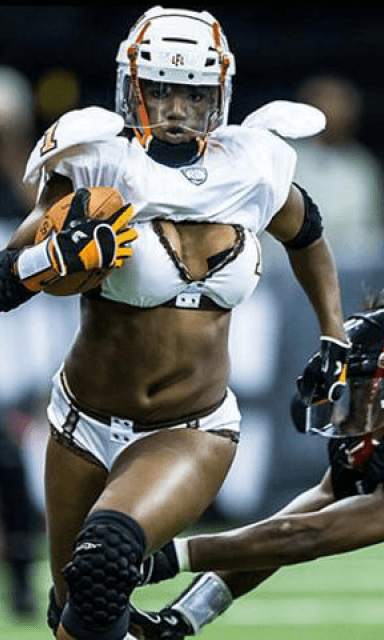 Sexy Lingerie Football Girls screenshot 2