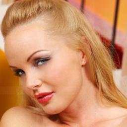 Silvia Saint Porn XXX Puzzle 1.0
