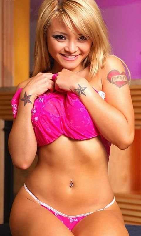 Tila Tequila Porn XXX Puzzle screenshot 5