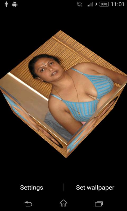 Indian Aunty Live Wallpaper screenshot 4