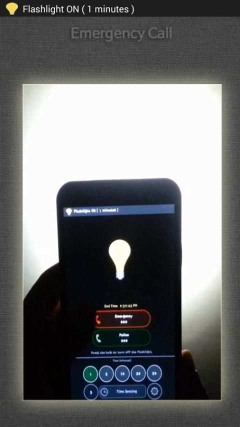 SOS Flashlight -Emergency Call screenshot 7