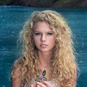 ikon Taylor Swift Photo Gallery