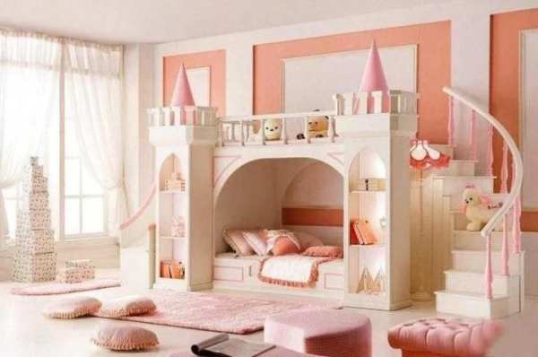 Castle Theme Bedroom screenshot 4