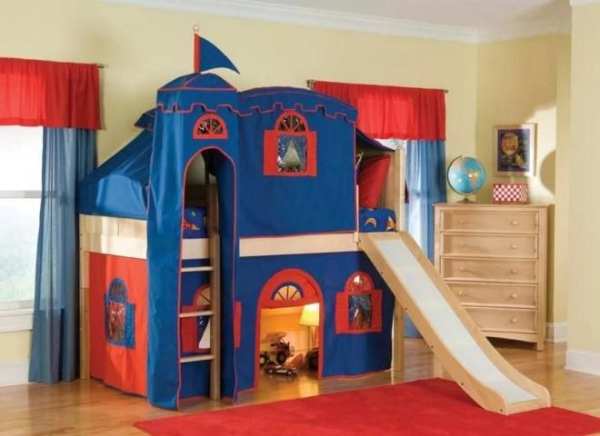 Castle Theme Bedroom screenshot 3
