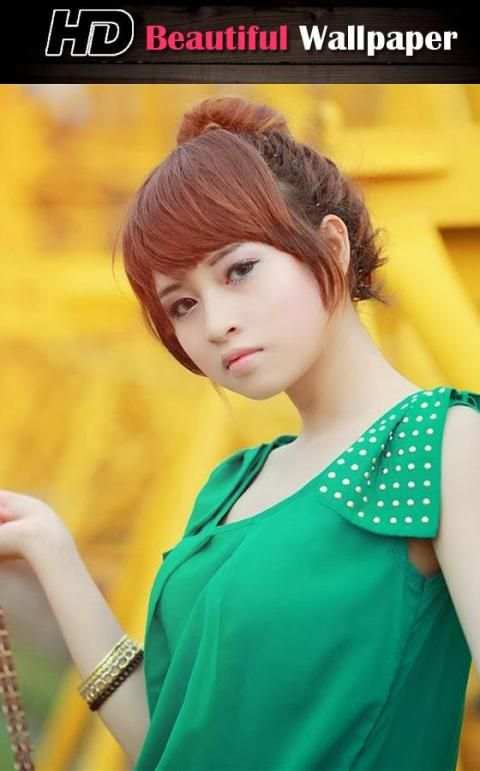 Beautiful Girls Wallpaper скриншот 2