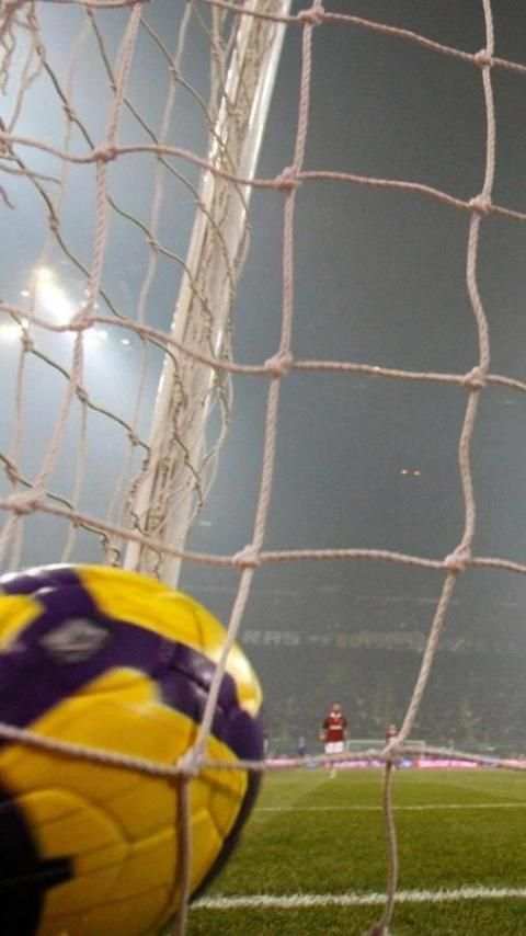 Milan Sepak Bola Gambar screenshot 7