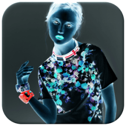 ikon Negative Photo Effects