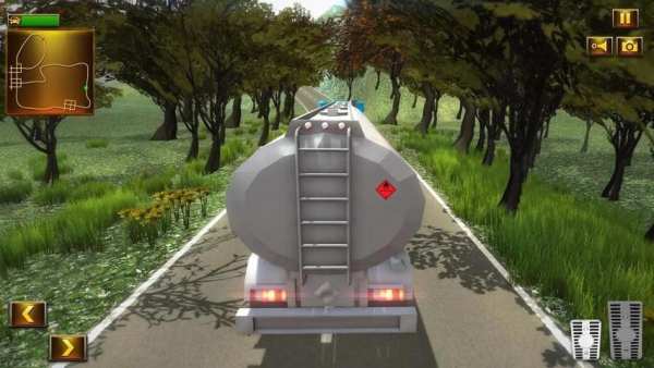 Uphill Cargo Truck Driving Sim screenshot 9