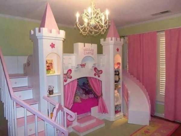 Castle Theme Bedroom screenshot 1