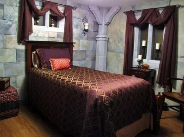 Castle Theme Bedroom screenshot 7