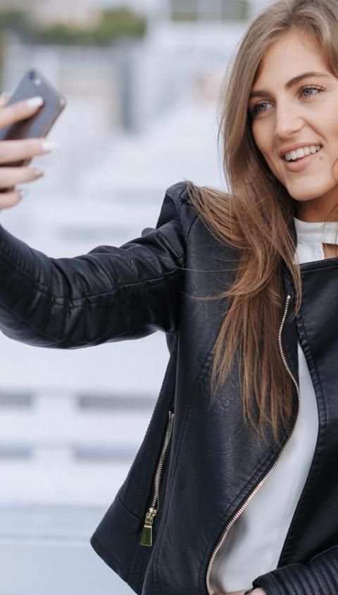 video call whatsapp prank screenshot 2