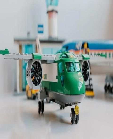 Cargo Plane lego games screenshot 3