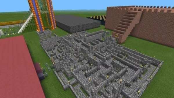 Mega maze map for Minecraft PE screenshot 6