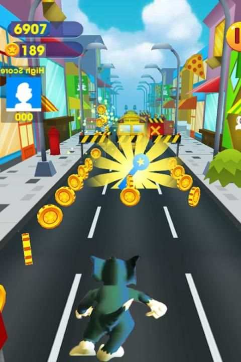 Subway Talking Tom Surf Run screenshot 1
