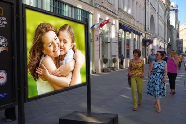 Hoarding Photo Frame and Billboard Photos Frames screenshot 5