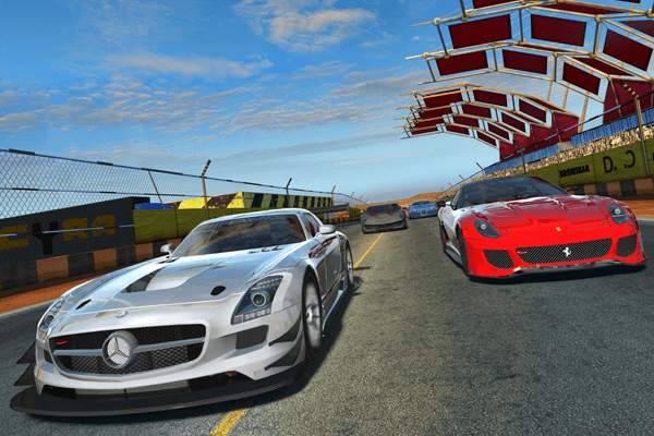GT Racing 2 screenshot 2
