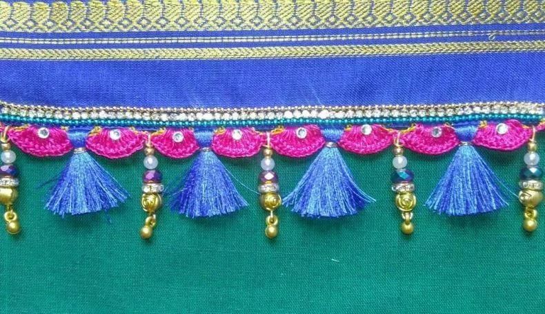 ಸೀರೆ ಕುಚ್ಚು ಕಟ್ಟುವ ಸುಲಭ ವಿಧಾನ Saree Kuchu design with Crystals and Beads in  Kannada Saree Tassels - YouTube