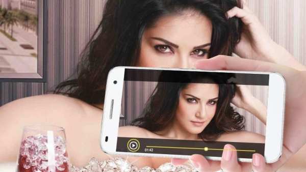 XXXX Sunny Leone Videos screenshot 1