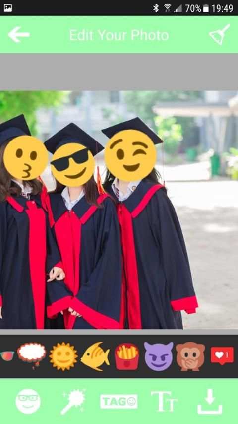 Snap pic with emoji 1 تصوير الشاشة