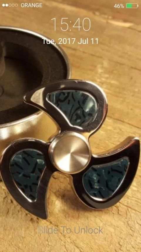 Fidget Spinner password lock screen screenshot 4