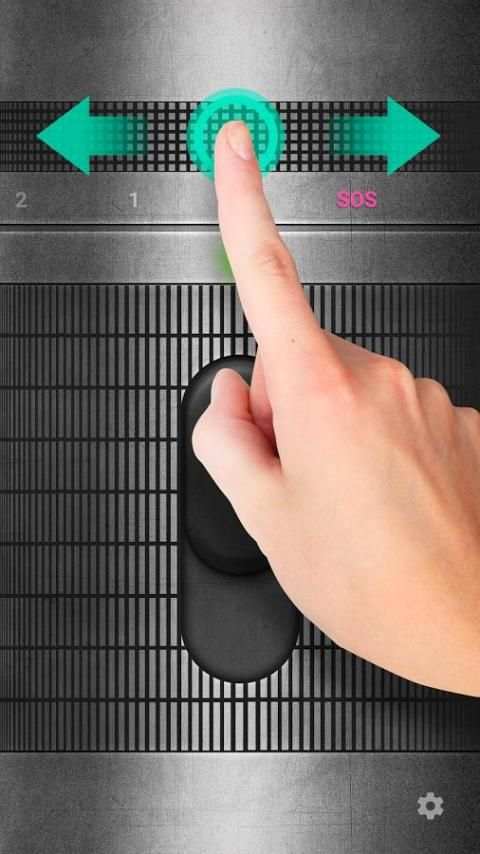 Super Bright LED Flashlight Pro screenshot 2