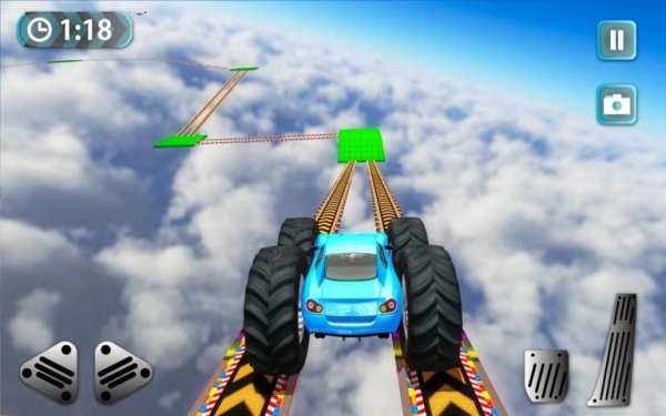 99% Insane Monster Car Stunts 2 تصوير الشاشة