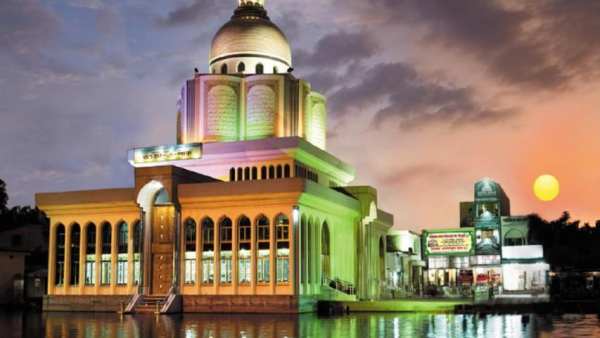 Maizbhandar Darbar Sharif । মাইজভান্ডার দরবার শরীফ screenshot 2