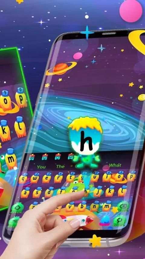 Cartoon Spaceship Keyboard Theme screenshot 2