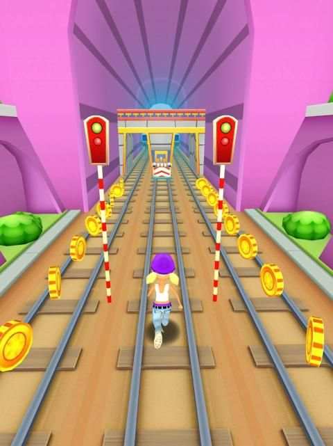 Subway Surf Bus Hours Rush 2018 screenshot 8
