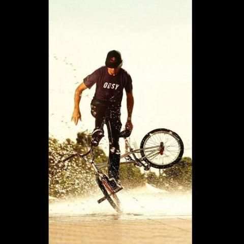 New BMX Wallpaper HD स्क्रीनशॉट 1