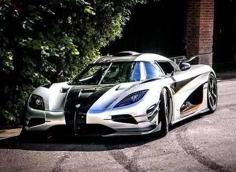 Sports Car Wallpapers स्क्रीनशॉट 1