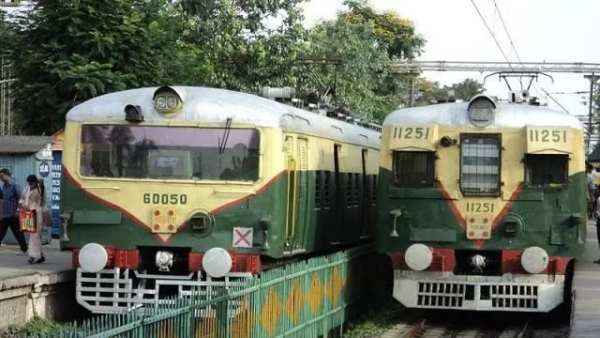 Kolkata Local Train Time Table скриншот 1