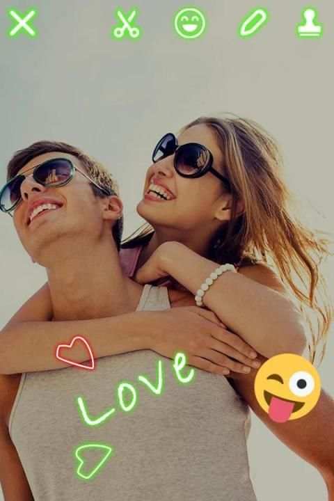 Retric Selfie Camera скриншот 1