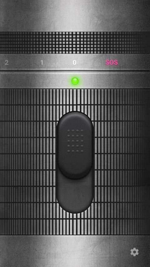 Super Bright LED Flashlight Pro screenshot 3