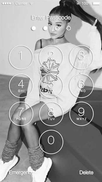 Ariana Grande 2018 HD Lock Screen 1 تصوير الشاشة