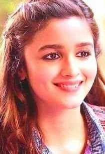 Alia Bhatt Photo Gallery and HD Wallpapers स्क्रीनशॉट 4