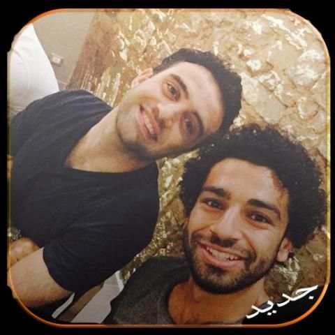 إلتقاط صورة مع محمد صلاح -البدلة الجديدة- 2019
‎ screenshot 2