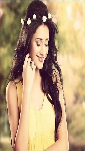 Hiba Nawab HD Wallpapers 35842 - Baltana