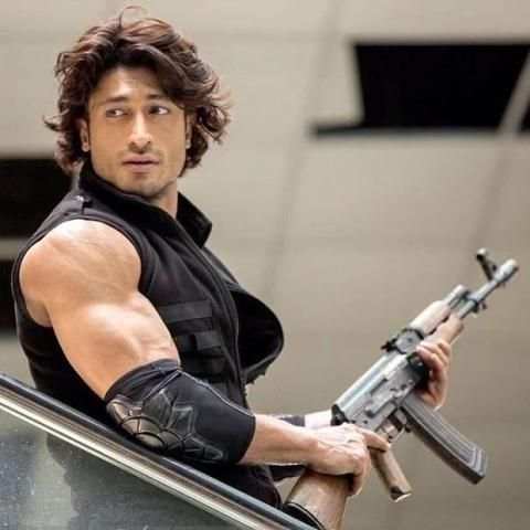 Vidyut Jamwal Wallpapers HD screenshot 10