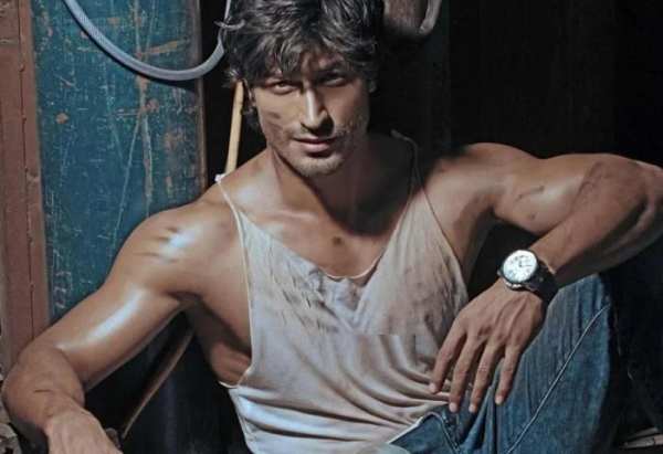 Vidyut Jamwal Wallpapers HD screenshot 4